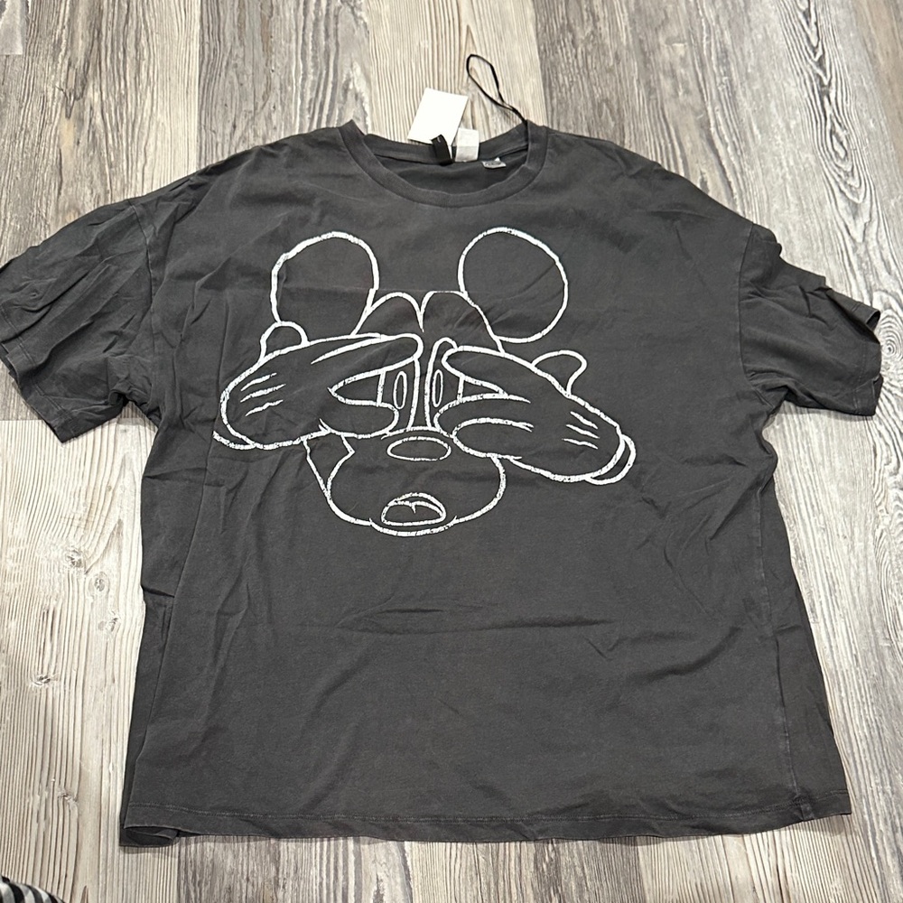 H&M Black Graphic Tee with Scared Mickey Mouse